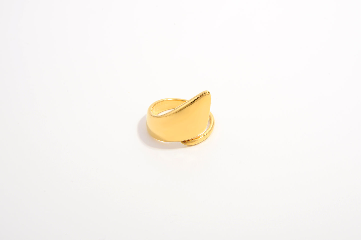 TitanGlow Ring