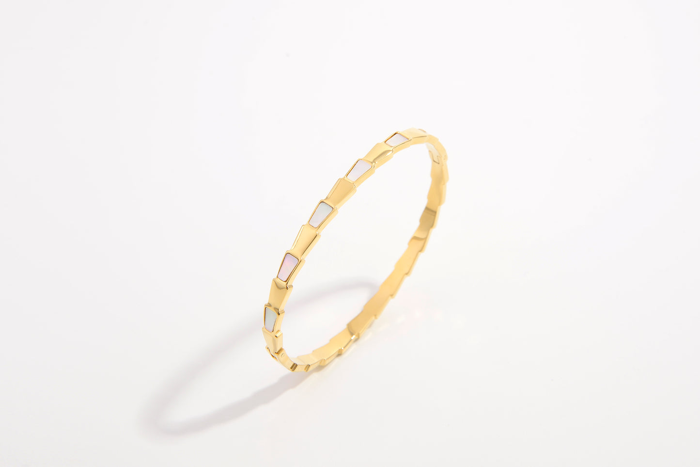 GoldenPulse Bracelet