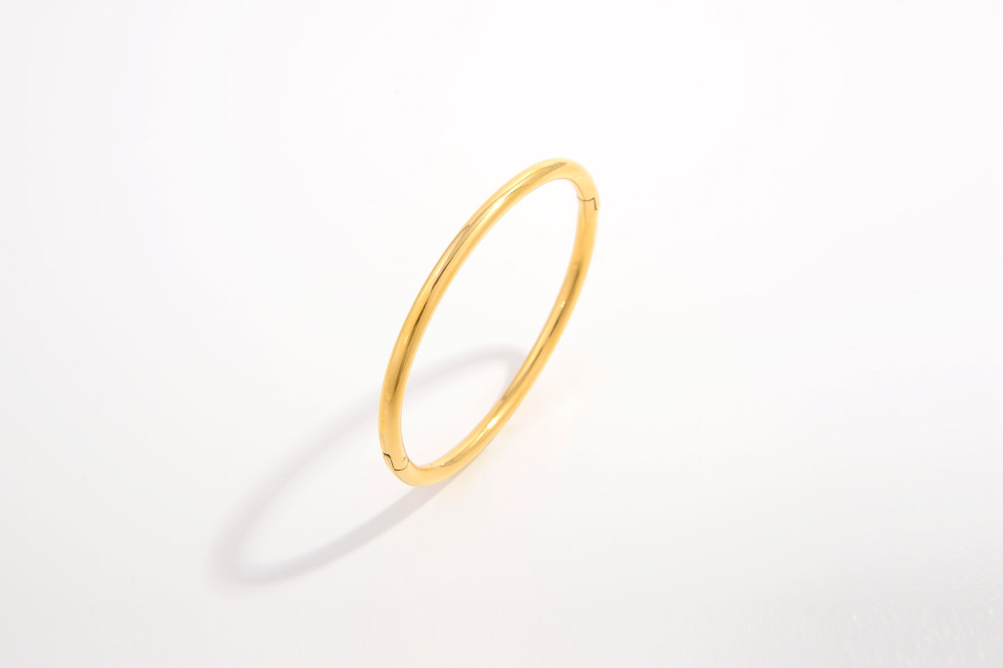 LuxeAura Bracelet