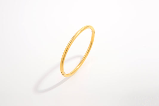 LuxeAura Bracelet