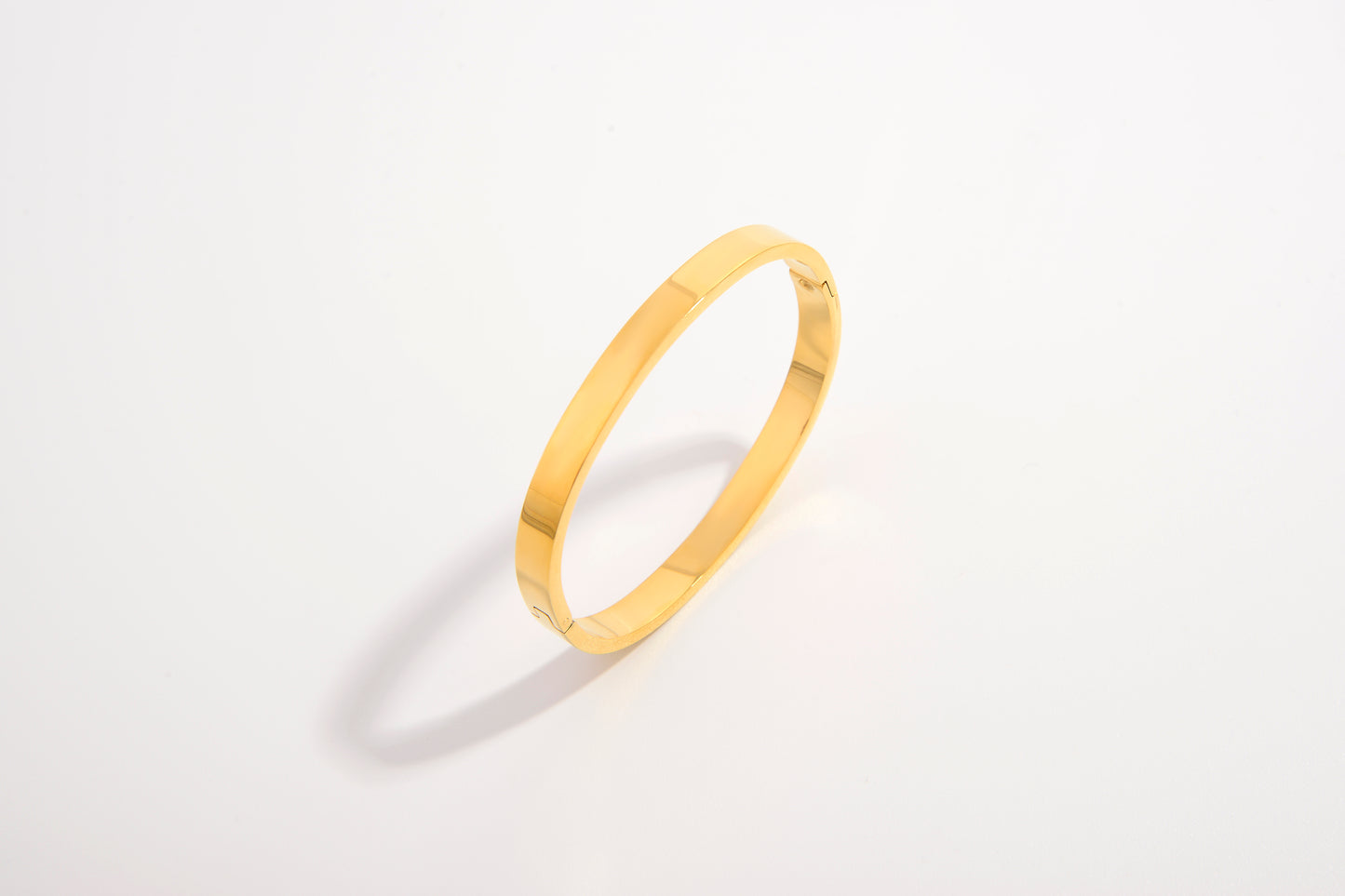 GoldenVibe Bracelet