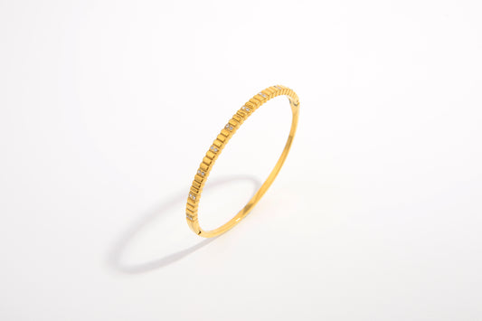 AuroraGold Chain Bracelet