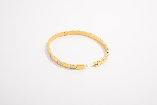 GoldenPulse Bracelet