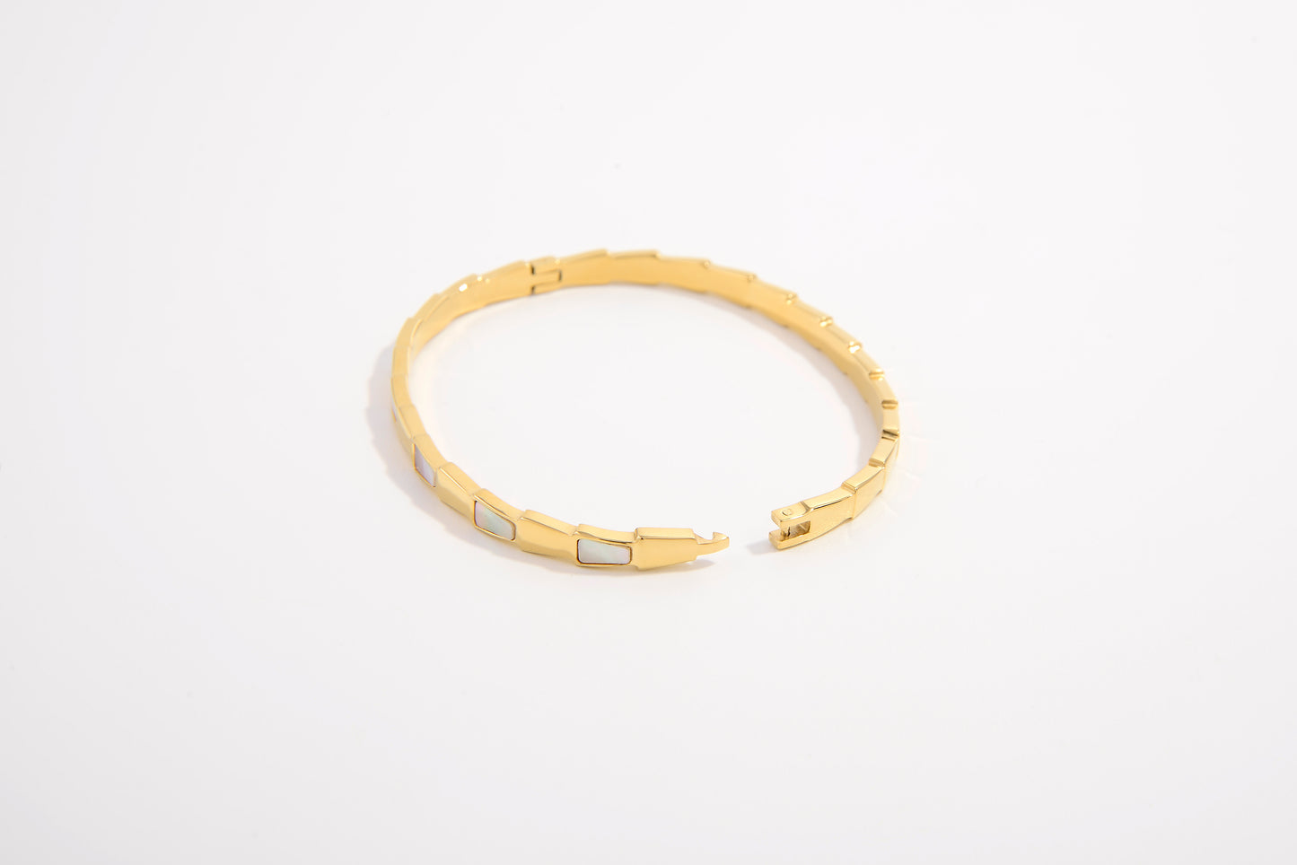 GoldenPulse Bracelet
