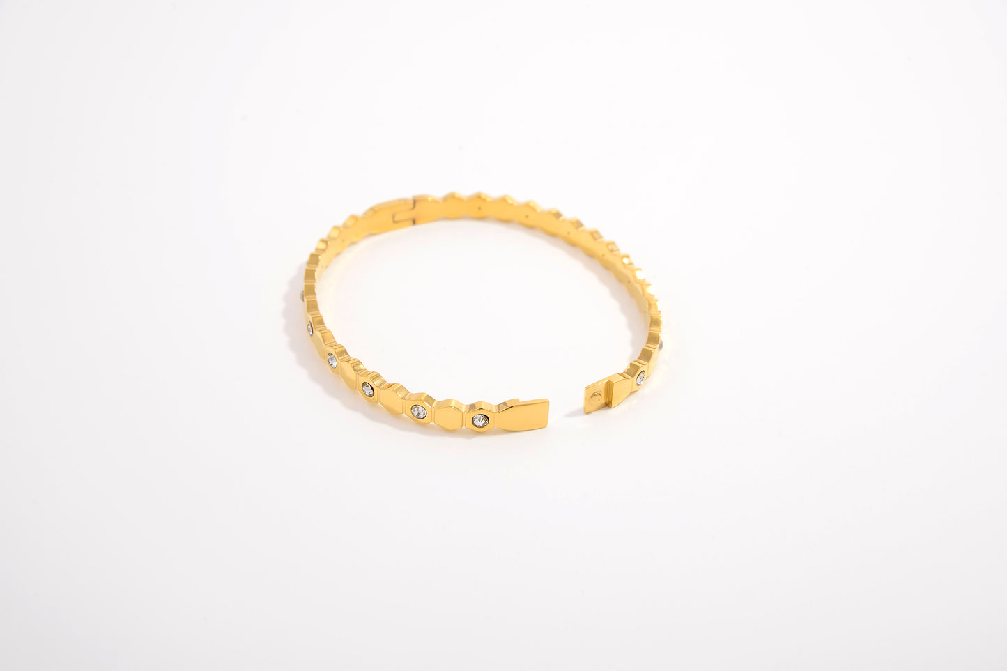 GoldenEdge Bracelet