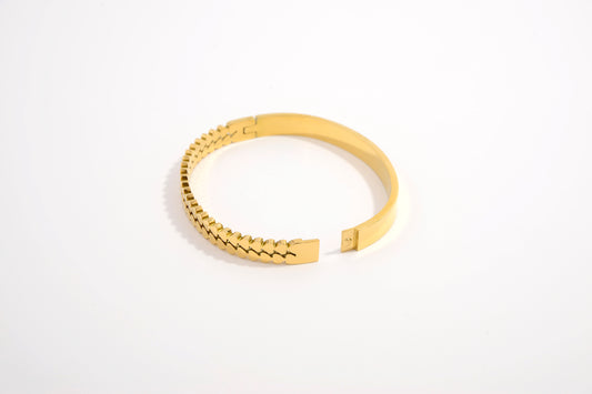 EliteGlow Bracelet
