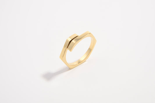 Chic Cosmos Ring