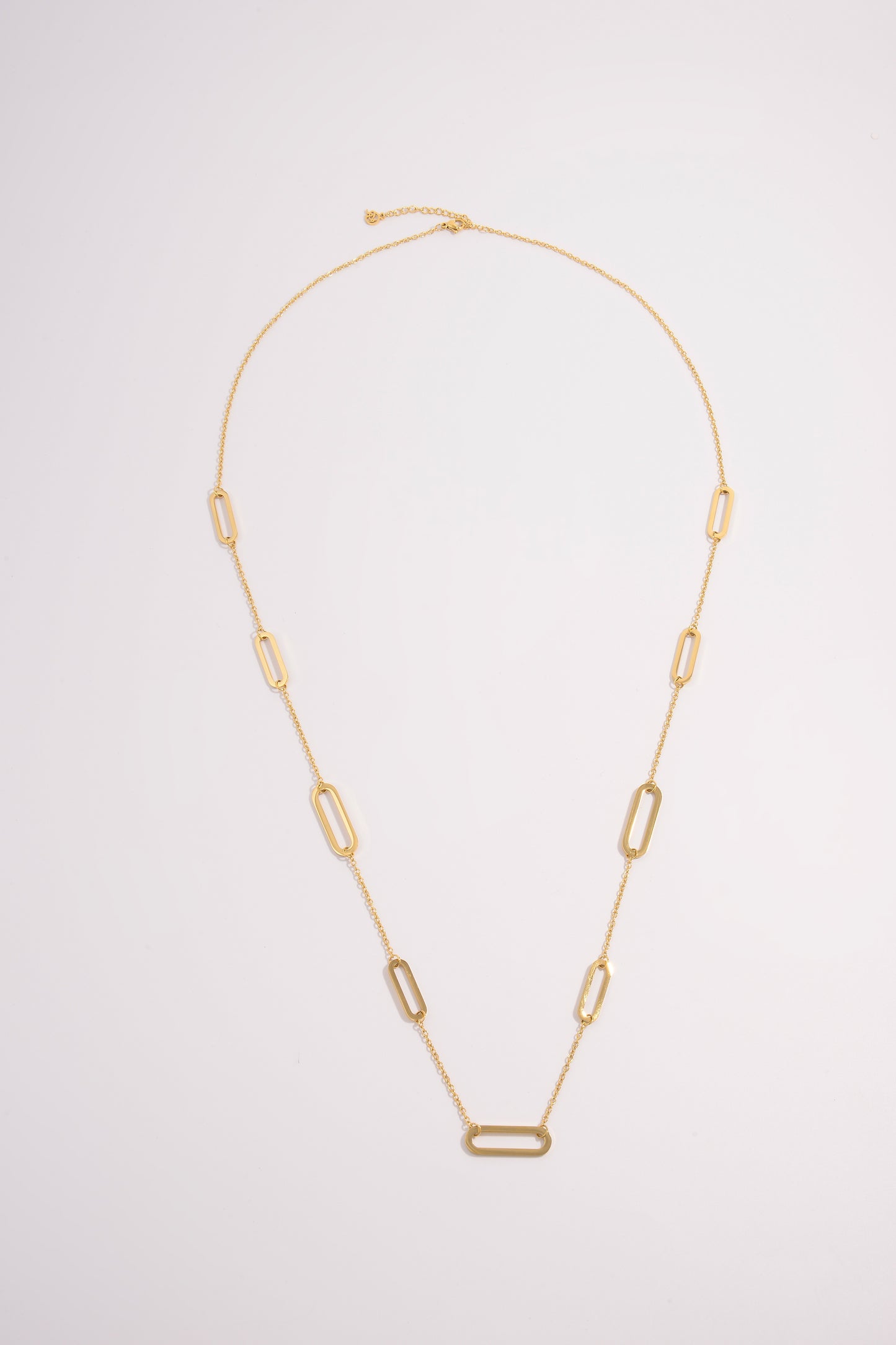 Golden Link Essence Necklace